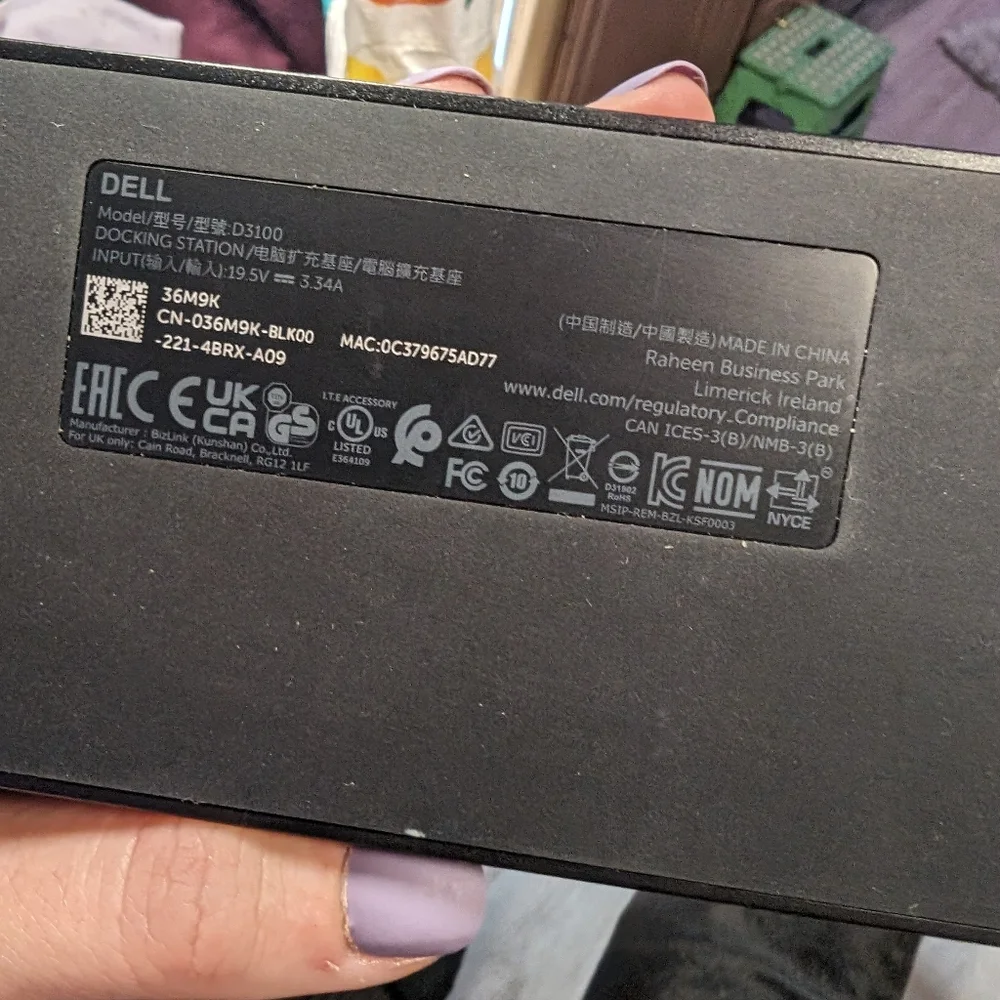 Dell docking station model D3100